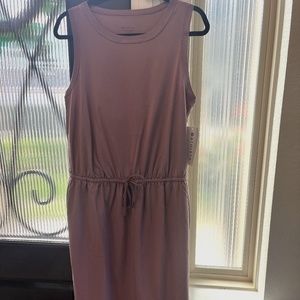 Athlete New with Tags Rincon Size Small Dress-Pink-mauve color